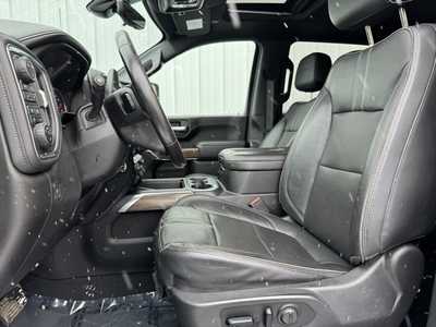 2021 Chevrolet 3500 Crew Cab, $55998. Photo 5