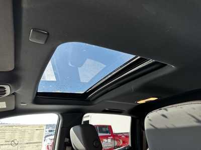 2025 Chevrolet Colorado Crew Cab, $46499.0. Photo 5