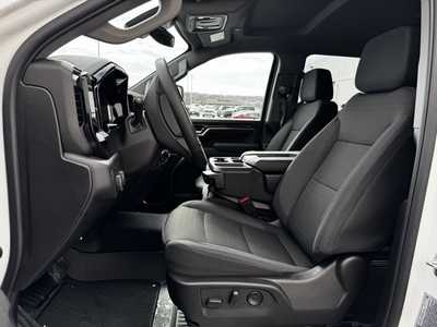 2025 Chevrolet 3500 Crew Cab, $61705.0. Photo 4