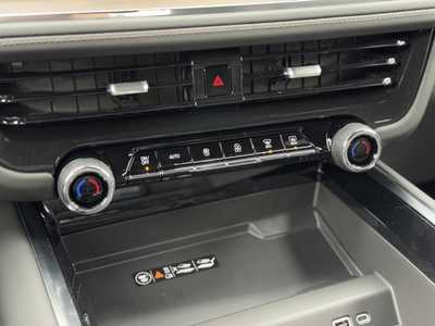 2025 Chevrolet Suburban, $90530.0. Photo 12