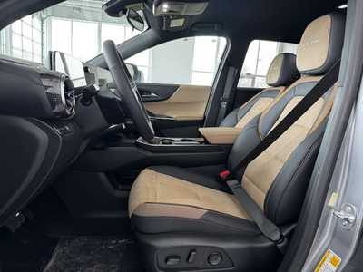 2025 Chevrolet Equinox, $35345.0. Photo 4