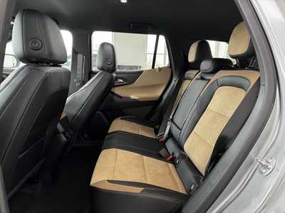 2025 Chevrolet Equinox, $35345.0. Photo 5