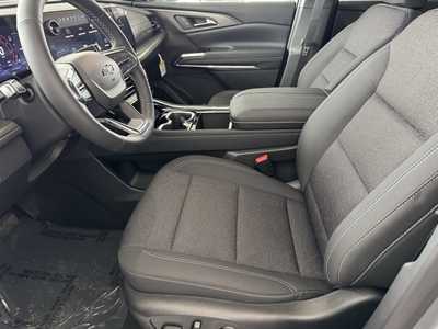 2025 Chevrolet Traverse, $46880.0. Photo 4