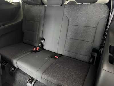 2025 Chevrolet Traverse, $46880.0. Photo 6