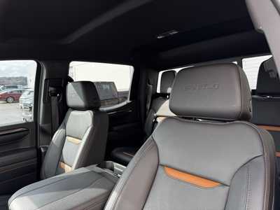2023 GMC 1500 Crew Cab, $47999. Photo 5