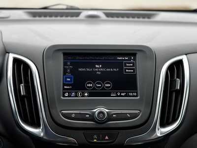 2023 Chevrolet Equinox, $22499. Photo 2
