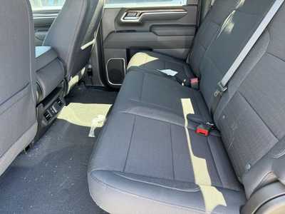 2025 Chevrolet 3500 Crew Cab, $58165.0. Photo 6
