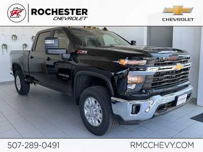 2025 Chevrolet 3500 Crew Cab, $58165.0. Photo 1
