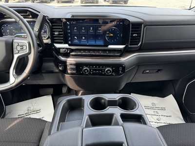 2025 Chevrolet 1500 Crew Cab, $51265.0. Photo 2