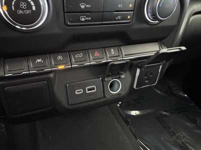 2025 Chevrolet 1500 Crew Cab, $46290.0. Photo 10