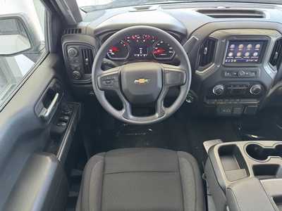 2025 Chevrolet 1500 Crew Cab, $46290.0. Photo 7