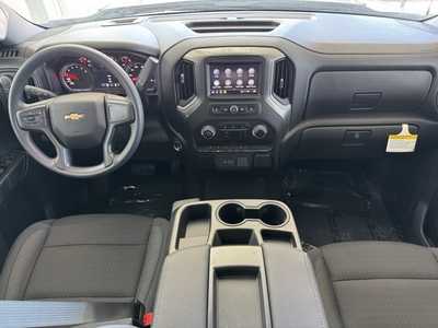 2025 Chevrolet 1500 Crew Cab, $46290.0. Photo 8