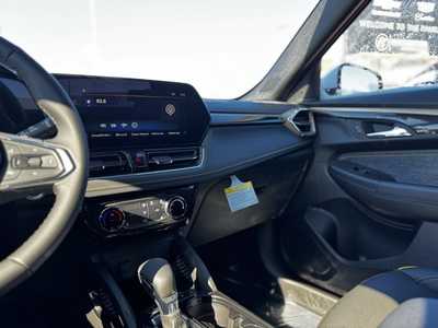 2025 Chevrolet TrailBlazer, $28390.0. Photo 9