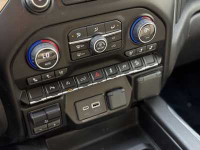 2021 Chevrolet 1500 Crew Cab, $32499. Photo 12