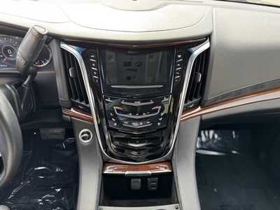 2018 Cadillac Escalade, $34899. Photo 12