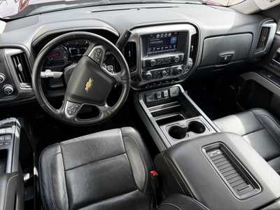 2017 Chevrolet 1500 Crew Cab, $21998. Photo 6