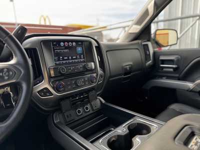 2017 Chevrolet 1500 Crew Cab, $21998. Photo 8