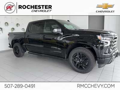 2025 Chevrolet 1500 Crew Cab, $67320.0. Photo 1