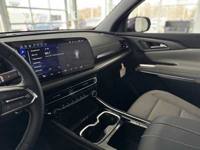 2025 Chevrolet Traverse, $46880. Photo 11