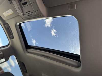 2018 GMC Yukon, $29480. Photo 5