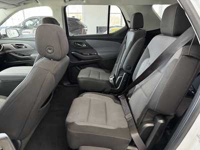 2020 Chevrolet Traverse, $21499. Photo 5