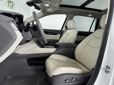 2025 Cadillac XT6, $64010.0. Photo 3