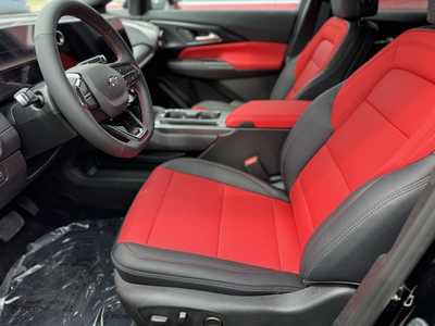 2025 Chevrolet Equinox, $45595.0. Photo 4