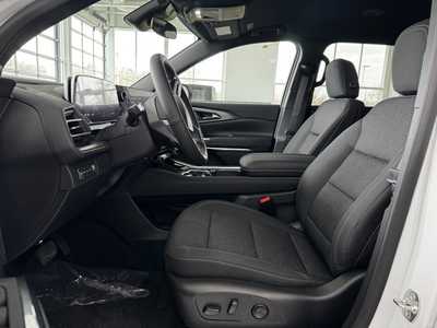 2025 Chevrolet Traverse, $44095. Photo 4