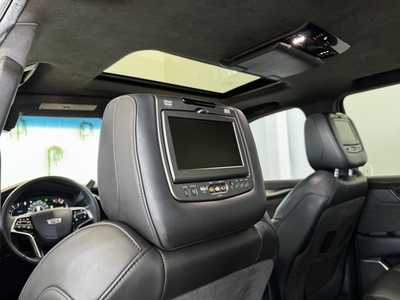 2017 Cadillac Escalade, $26499. Photo 6