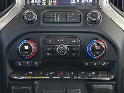 2019 Chevrolet 1500 Crew Cab, $27999. Photo 10
