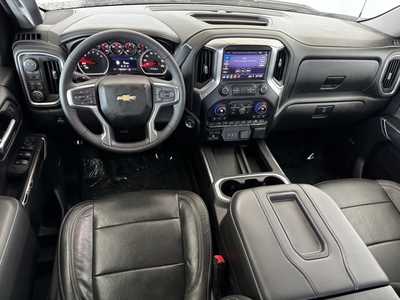 2019 Chevrolet 1500 Crew Cab, $27999. Photo 6