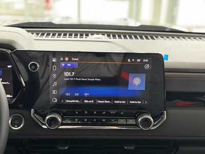 2025 Chevrolet Colorado Crew Cab, $44870.0. Photo 2