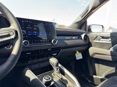 2025 Chevrolet Colorado, $50140.0. Photo 8