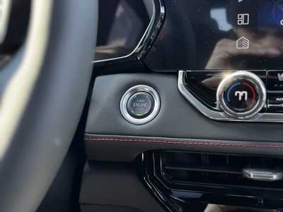 2025 Chevrolet Colorado, $50140.0. Photo 9