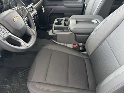 2025 Chevrolet 1500 Crew Cab, $54765.0. Photo 4