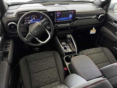 2025 Chevrolet Colorado Crew Cab, $44870.0. Photo 6
