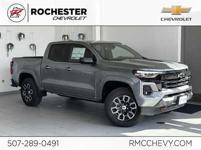 2025 Chevrolet Colorado Crew Cab, $44870.0. Photo 1