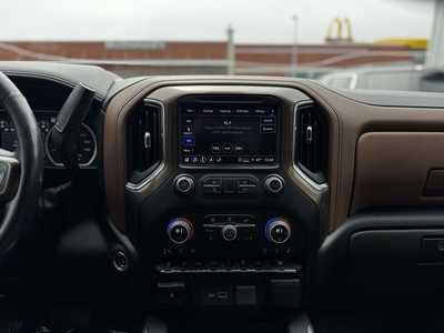 2022 Chevrolet 3500 Crew Cab, $55485. Photo 7
