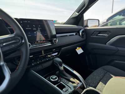 2025 Chevrolet Colorado Crew Cab, $44790.0. Photo 8