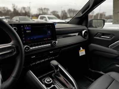 2025 Chevrolet Colorado, $47035. Photo 8