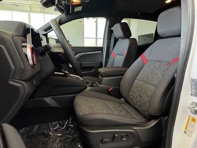 2024 Chevrolet Colorado Crew Cab, $40485. Photo 4