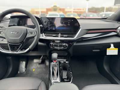2025 Chevrolet Trax, $26590.0. Photo 2