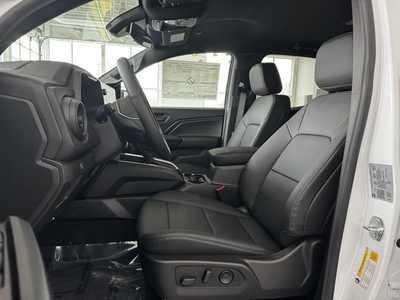 2025 Chevrolet Colorado Crew Cab, $43665.0. Photo 4