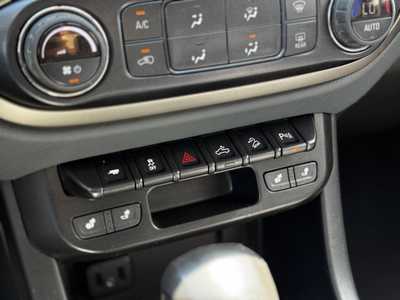 2022 Chevrolet Colorado Crew Cab, $29680. Photo 10