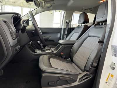 2022 Chevrolet Colorado Crew Cab, $29680. Photo 4