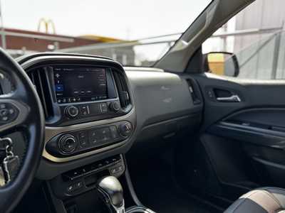 2022 Chevrolet Colorado Crew Cab, $29680. Photo 8