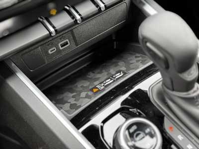 2025 Chevrolet Colorado Crew Cab, $44665.0. Photo 11