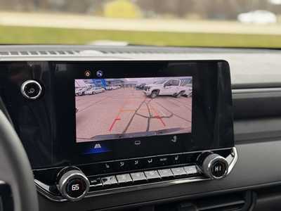 2025 Chevrolet Colorado Crew Cab, $44665.0. Photo 3
