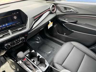 2025 Chevrolet Trax, $26590.0. Photo 11