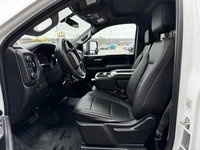 2020 Chevrolet 3500 Reg Cab, $39989. Photo 4